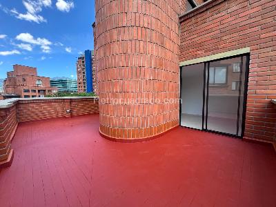 Apartamento de 3 alcobas en arriendo en El Portal, Envigado, 157 m² · foto 10 de 20