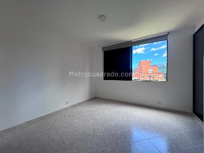 Apartamento de 3 alcobas en arriendo en El Portal, Envigado, 157 m² · foto 11 de 20