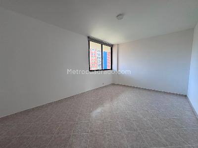 Apartamento de 3 alcobas en arriendo en El Portal, Envigado, 157 m² · foto 15 de 20