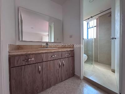 Apartamento de 3 alcobas en arriendo en El Portal, Envigado, 157 m² · foto 20 de 20