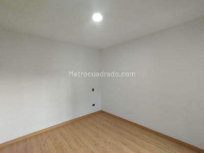 Apartamento de 3 alcobas en arriendo en Loma Del Indio, Medellín, 72 m² · foto 5 de 20