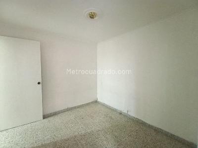 Apartamento de 3 alcobas en arriendo en San Lucas, Medellín, 120 m² · foto 9 de 16