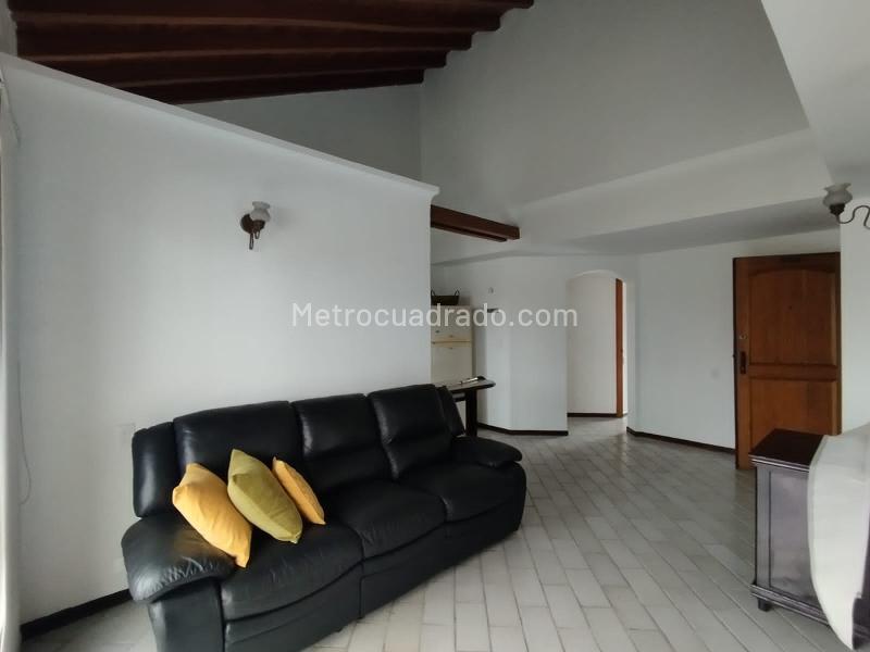 1BR Apartment in Laureles Medellin - 3