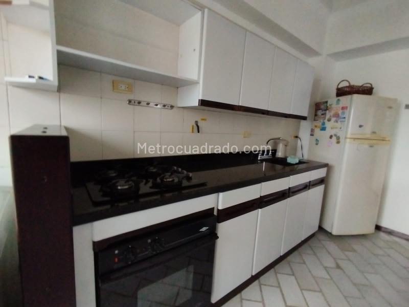 1BR Apartment in Laureles Medellin - 9
