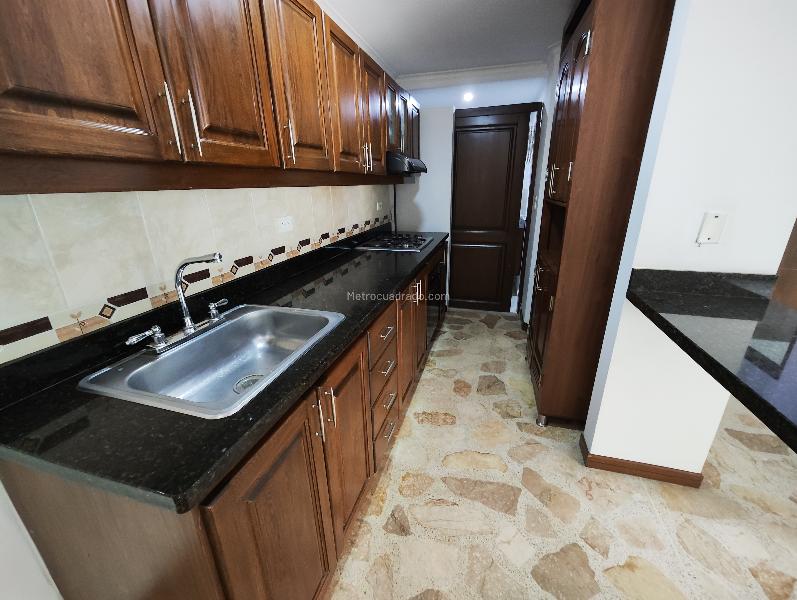 Apartamento en Arriendo de 3 Alcobas en Laureles Medellín - 6