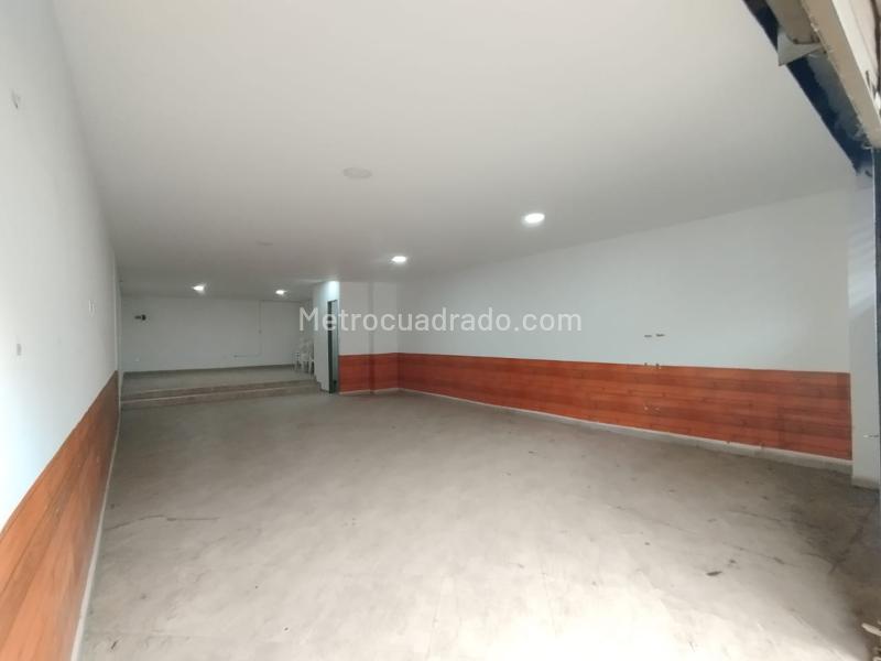 Local Comercial en Arriendo en Caldas (98 m²) - 2