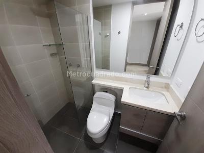 Apartamento de 3 alcobas en arriendo en Laureles Medellin, Medellín, 128 m² · foto 7 de 20