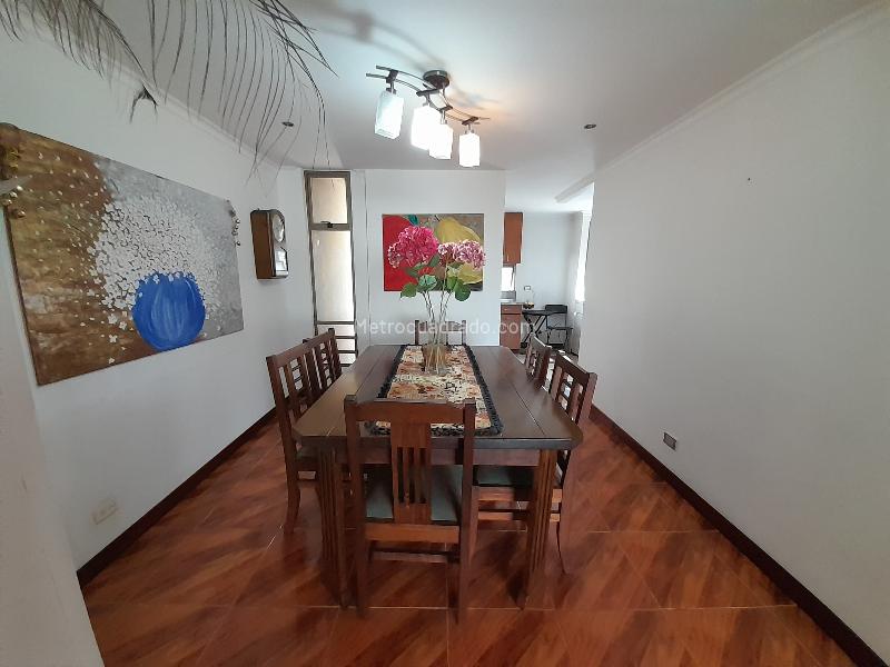 Spectacular 3BR Apartment in Poblado - 2