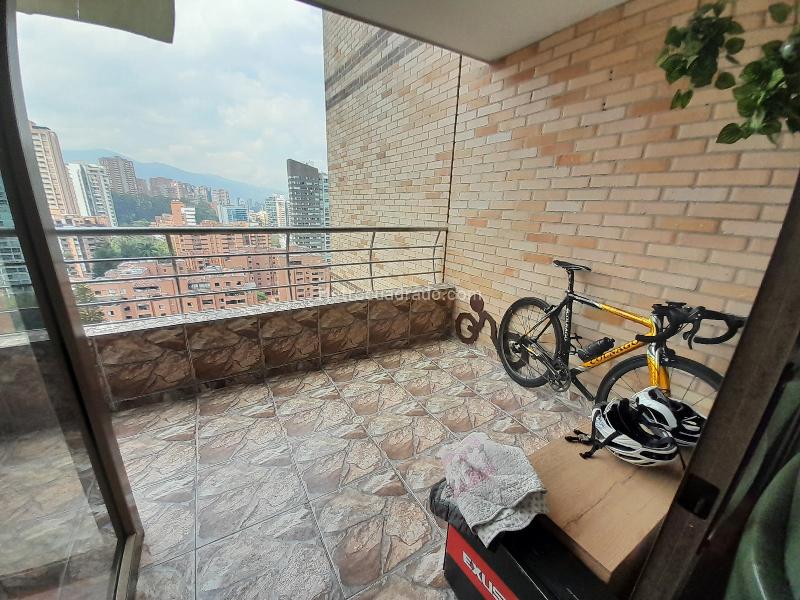 Spectacular 3BR Apartment in Poblado - 6