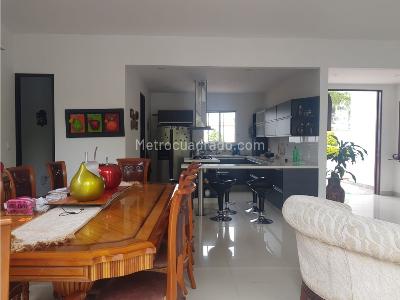 Casa en venta en Combia, Pereira · foto 8 de 14