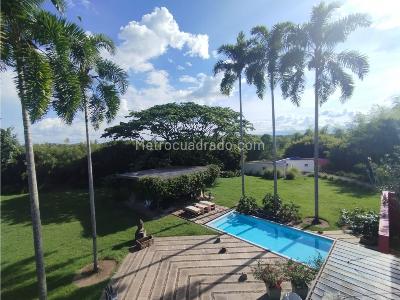 Casa de 3 alcobas en venta en Cerritos, Pereira, 800 m² · foto 2 de 20