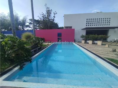 Casa de 3 alcobas en venta en Cerritos, Pereira, 800 m² · foto 3 de 20