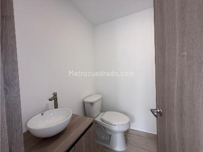 Apartamento de 3 alcobas en venta en Santa Ana, Bello, 72 m² · foto 15 de 19
