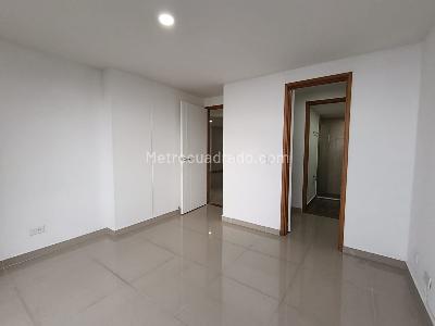 Apartamento de 2 alcobas en arriendo en El Tesoro, Medellín, 73 m² · foto 11 de 19