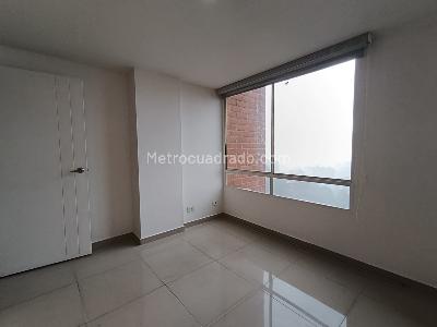 Apartamento de 2 alcobas en arriendo en El Tesoro, Medellín, 73 m² · foto 16 de 19