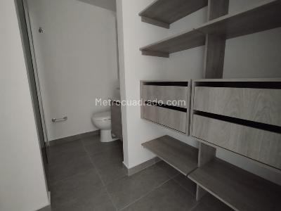 Apartamento de 3 alcobas en arriendo en Aves Maria, Sabaneta, 69 m² · foto 2 de 15