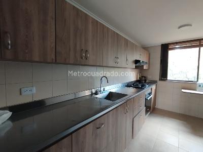 Apartamento de 4 alcobas en arriendo en Lalinde, Medellín, 191 m² · foto 4 de 20