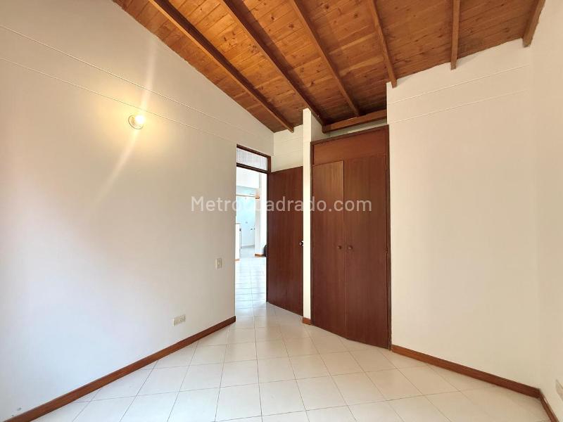 3BR Apartment in El Trianon (65 m²) - 3