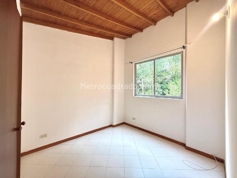 3BR Apartment in El Trianon (65 m²) - 4