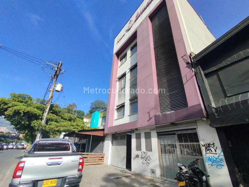 Edificio de Oficinas en Arriendo, Cerro Nutibara, Medellín - Vista 2