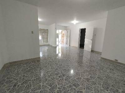 Casa de 4 alcobas en arriendo en Lorena, Medellín, 240 m² · foto 6 de 20