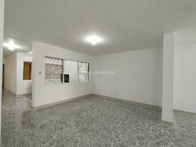 Casa de 4 alcobas en arriendo en Lorena, Medellín, 240 m² · foto 7 de 20