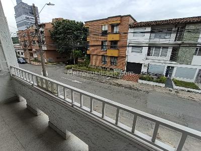 Casa de 5 alcobas en arriendo en Laureles Medellin, Medellín, 170 m² · foto 4 de 20
