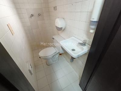 Casa de 5 alcobas en arriendo en Laureles Medellin, Medellín, 170 m² · foto 6 de 20