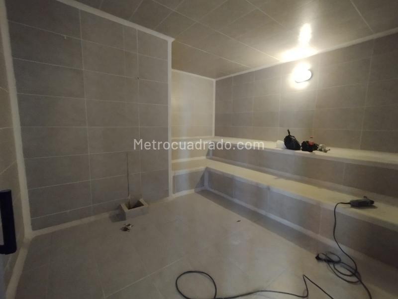 Piso – Sabaneta, San Isidro - Más