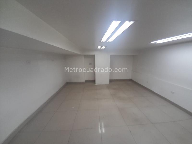 Oficina en Arriendo, Centro, Bello - Więcej