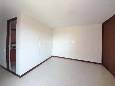 Apartamento de 2 alcobas en arriendo en Patio Bonito, Medellín, 82 m² · foto 20 de 20