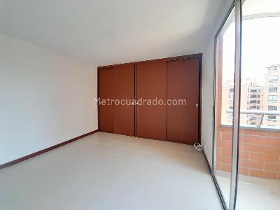 Apartamento de 2 alcobas en arriendo en Patio Bonito, Medellín, 82 m² · foto 17 de 20