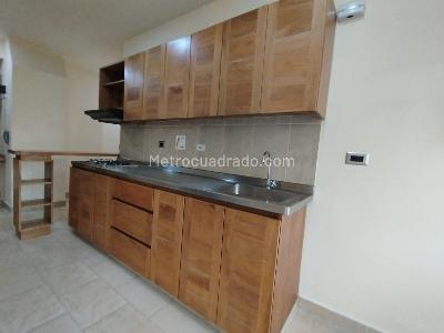 Apartamento de 2 alcobas en arriendo en Granada, Medellín, 37 m² · foto 2 de 11