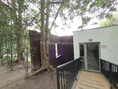 Apartamento de 3 alcobas en arriendo en Loma Del Indio, Medellín, 79 m² · foto 14 de 20
