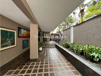 Casa de 3 alcobas en venta en El Diamante, Medellín, 856 m² · foto 6 de 8