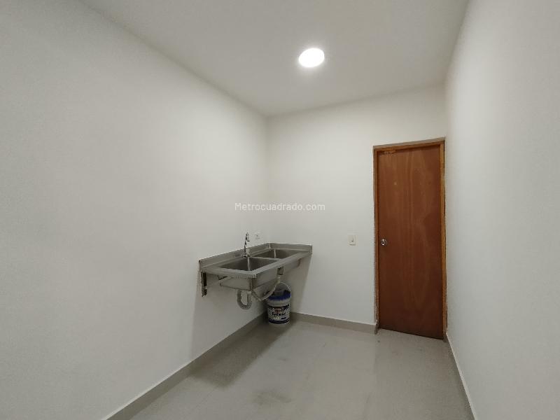 Local Comercial en Arriendo, Barrio Mesa Envigado, Envigado - Más