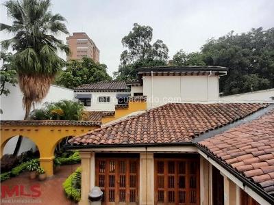 Casa de 1 alcoba en venta en Villa Nueva, Medellín, 1581 m² · foto 4 de 20