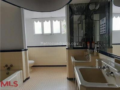 Casa de 1 alcoba en venta en Villa Nueva, Medellín, 1581 m² · foto 14 de 20