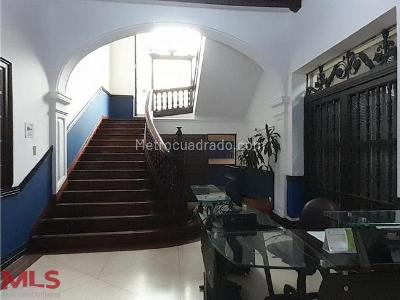 Casa de 1 alcoba en venta en Villa Nueva, Medellín, 1581 m² · foto 16 de 20