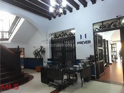 Casa de 1 alcoba en venta en Villa Nueva, Medellín, 1581 m² · foto 17 de 20