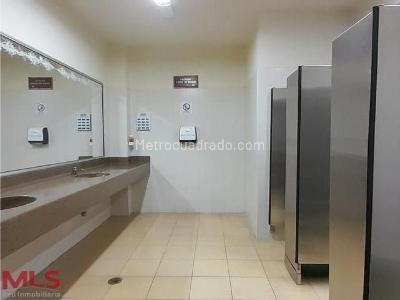 Casa de 1 alcoba en venta en Villa Nueva, Medellín, 1581 m² · foto 18 de 20