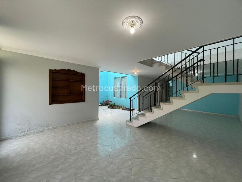 Commercial 4BR House for Rent in Estadio (2 Floors) - 3