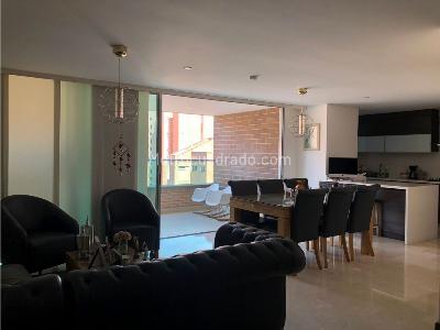 Apartamento en venta en Laureles, Medellín · foto 2 de 12