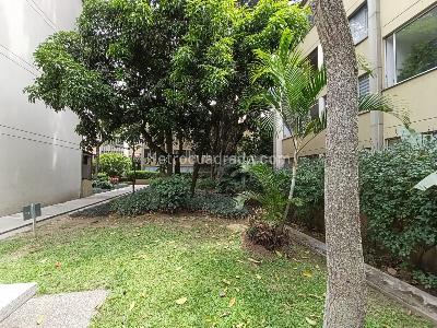 Apartamento de 3 alcobas en arriendo en La Aguacatala, Medellín, 140 m² · foto 3 de 20