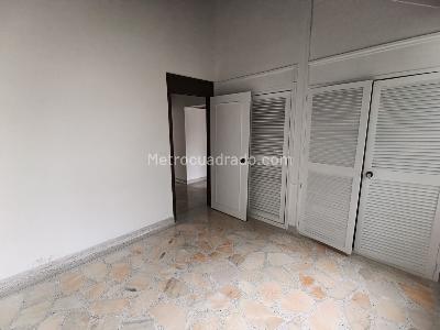 Apartamento de 3 alcobas en arriendo en La Aguacatala, Medellín, 140 m² · foto 13 de 20
