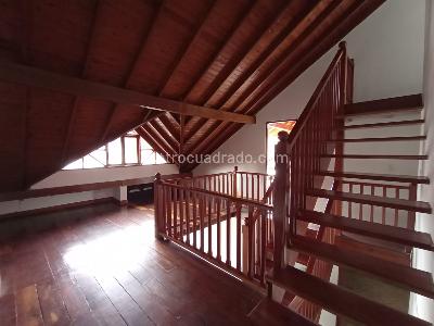 Casa de 4 alcobas en arriendo en Los Colegios, Rionegro, 380 m² · foto 5 de 20