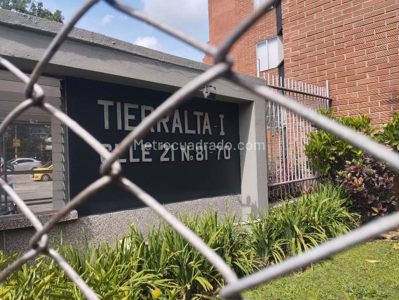 Apartamento Luminoso de 3 Alcobas Cerca a Servicios en La Palma - 2