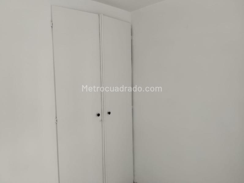 Apartamento Luminoso de 3 Alcobas Cerca a Servicios en La Palma - 6