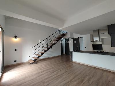 Apartamento de 3 alcobas en arriendo en El Portal, Envigado, 160 m² · foto 2 de 20