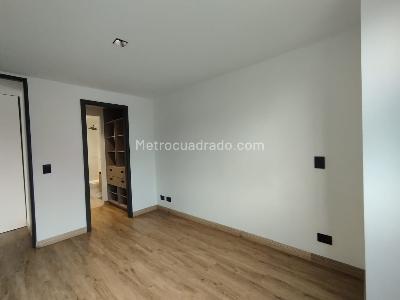 Apartamento de 3 alcobas en arriendo en El Portal, Envigado, 160 m² · foto 6 de 20